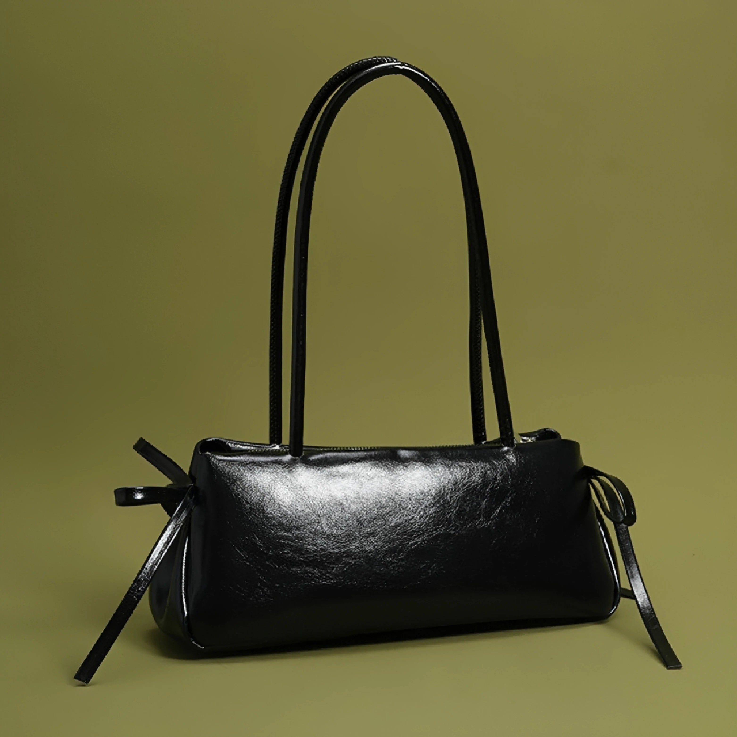 The Colette Bow